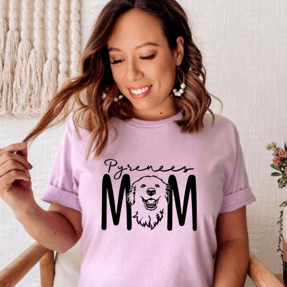 Pyrenees Mom / Dog Mom Gift/ Dog Mama Tee - Picture 1 of 5